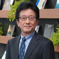 mikami_square.jpg